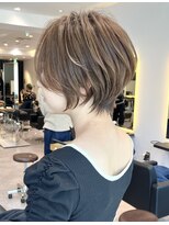 アンド ストーリーズ(&STORIES)&nbsp;前下がりショート/前髪/絶壁解消/小顔効果/30代/40代【橋本】