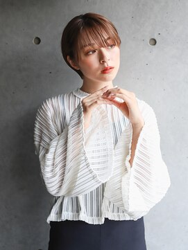 ソウ アオヤマ(SO aoyama) コンパクトショート　ベージュブラウン　大人可愛い丸みヘア