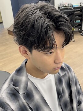 ピープスアンドスー 表参道 渋谷(Peeps&Suu.) カルマ風センターパート