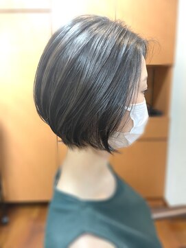 リノアバイフェリア(LINO’A by felia) 30代40代☆スタイリングが簡単☆丸みショート