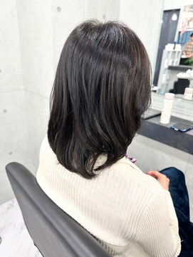 エンディアリング 東銀座(Endearing) レイヤーカット イメチェン 美髪 ホワイトブロンド