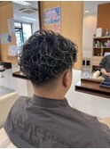 ツイストスパイラルパーマメッシュスタイル刈り上げスタイル
