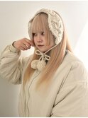 beige