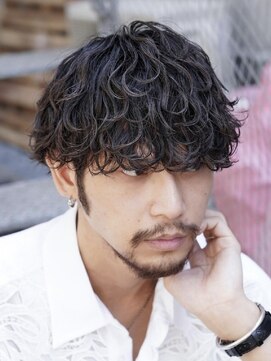 フィフス 大分(fifth) 大分メンズ刈り上げツーブロックマッシュ波巻きスパイラルパーマ