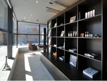 フルーヴ (Fleuve)の写真/大人のための上質サロン<Fleuve>自分だけのプライベート空間で、心地よい音楽と共にお寛ぎください。