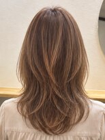 シッポヘアー(SHIPPO HAIR)&nbsp;星ヶ丘大人レイヤーミディ柔らかベージュブラウン30代40代50代