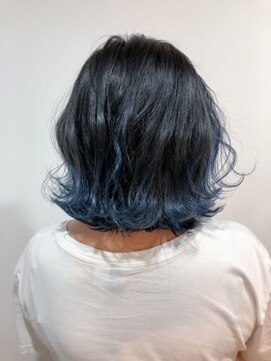 ジーナ(XENA) 裾ネイビーブルー