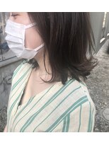 ウル(Ulu)&nbsp;ブリーチ無し×グレージュ