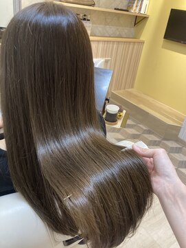 トゥーリ 二日市店(tuuli) 二日市　美容室　髪質改善　縮毛矯正　白髪　イルミナカラー