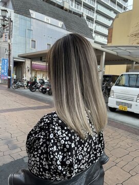 レゴリス(REGOLITH) ミディアムスタイル/ハイライト/ホワイトグレージュ