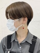 プライズ 表参道原宿店(prize)&nbsp;刈り上げ女子、センターパート、ツーブロック【原宿、表参道】