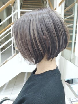 ハイストリートヘア(High street Hair) 30,40代の方におススメ、ふんわりボブ×ハイライト