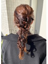 シャルムバイケンジ(Charm.by KENJE)&nbsp;【ダブルポニーテール】編みおろし/結婚式/二次会/同窓会/銀座