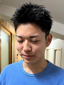 アイズ 海老名(AIZU) スパイキーショート メンズショート メンズサロン 眉毛カット
