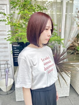 デイジーサイン(day's eye Sign) 前下がりボブ×ピンクブラウわ