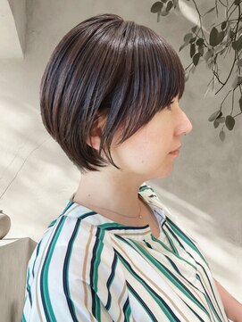 ミカシータ(micasita) ピンクベージュ×ショートボブ