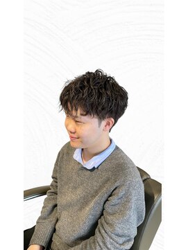 ヴェリタス(VERITAS) 無造作パーマ波巻きパーマスパイラルパーマフェザーパーマ