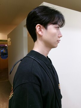 ヒントステーション フォーメンズ(HINTSTATION for Men's) 〈浅草 半個室〉 センターパート/フェザーパーマ