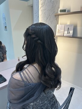 ハーフツインスタイル　ヨシン巻き