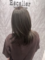 エスカリエ(Escalier)&nbsp;【大人可愛い】モカグレージュ×軽やかレイヤーで立体感UP