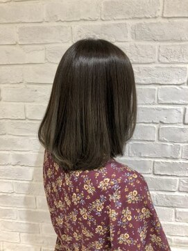 コム(com by neolive) シルキーミディボブ