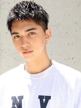 ネイビー(NAVY) 大人のカリアゲ!つや感ベリーショート