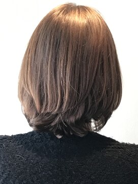 ナチュラルサロン ヌース(natural salon Nous) ミディアムひし型レイヤー
