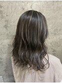 グレージュ ハイライト