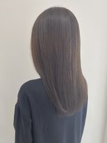 ヒビカ(HIBIKA)&nbsp;ストレートでも重く見えないミルクティーベージュ☆