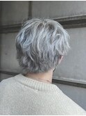 メンズショートホワイトカラー