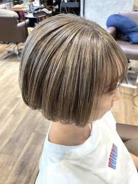 ロダット 横浜(LODAT by little) シャドウルーツ【LODAT横浜】