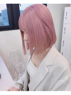 ベレーザ 渋谷(BELEZA) 6549ベビーピンク艶髪ハイトーンカラーホワイトピンク韓国ボブ