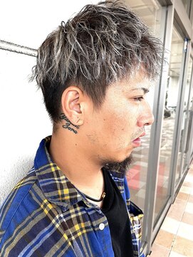 コワファースト 別府 ホワイトシルバー