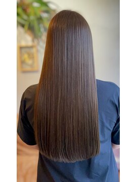 ストーク(stoked) うる艶ストレートスタイル