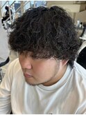 波巻きパーマメンズマッシュセンターパートツイストパーマウルフ