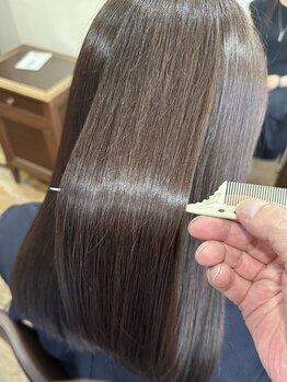 一度で手触りが変わる！！ダメージにお悩みの方でもサラサラの艶髪になれる◎