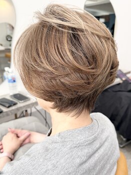 ファチュール(fAture.)の写真/【白髪染め卒業へ】脱白髪染めで、白髪が伸びても目立ちにくい! お洒落で透明感◎