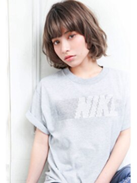 メリケンビューティーパーラー コウベ(MERICAN BEAUTY PARLOR KOBE) 【アッシュベージュ×ボブ】千葉絵里花
