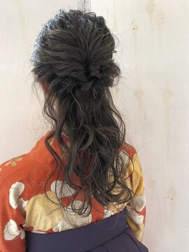 ネオリーブカフ 鶴ヶ峰店(Neolive caff) 卒業式 ハーフアップ 鶴ヶ峰 neolive