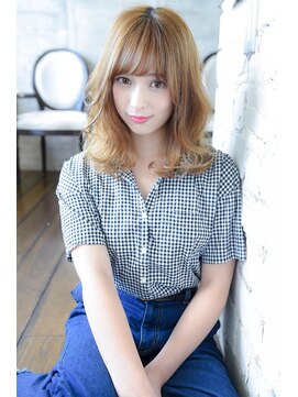 ライリー(riley) rileyゆるふわくびれ無造作カールミディアム