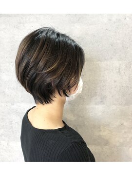 オリ(‘Oli) 前下がりショート