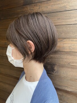 クブヘアー(kubu hair) 《クブヘアー》柔らかベージュショート