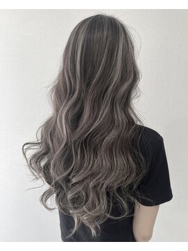 イト(ito.) コントラストハイライトロング_ホワイトグレージュ_ネビージュ