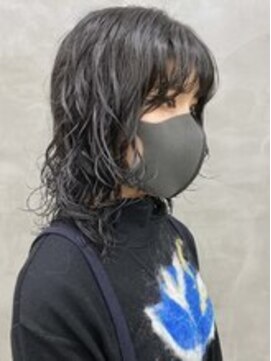 スー 渋谷(suu) ネオウルフパーマスパイラルパーマ顔まわりレイヤーパーマウルフ