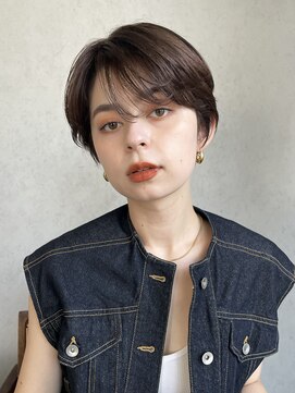 アイティーバイアルバム 下北沢店(IT by ALBUM) ニュアンスハンサムショート_斜めバンググレージュカラー_39308