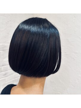 ニコ 熊取 (nico) タイトボブ