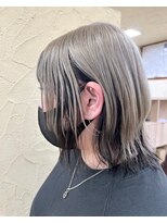 カイト(kaito) グレージュ×ブラック×ウルフ