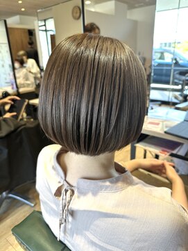サラ(sarah) ボブハイライトベージュ