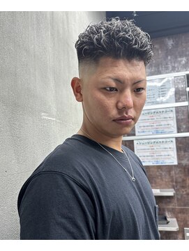 ダズルヘアーエイチ(DAZZLE hair H) 極道パーマ