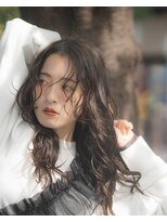 フリーラ 京都河原町三条店(freera)&nbsp;長めくるくる前髪センターパート